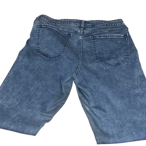 Old Navy Women's Denim Straight Leg Jeans - Picture 3 of 4